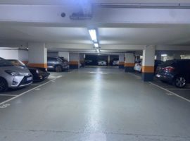 Location parking Foch/Victor-Hugo